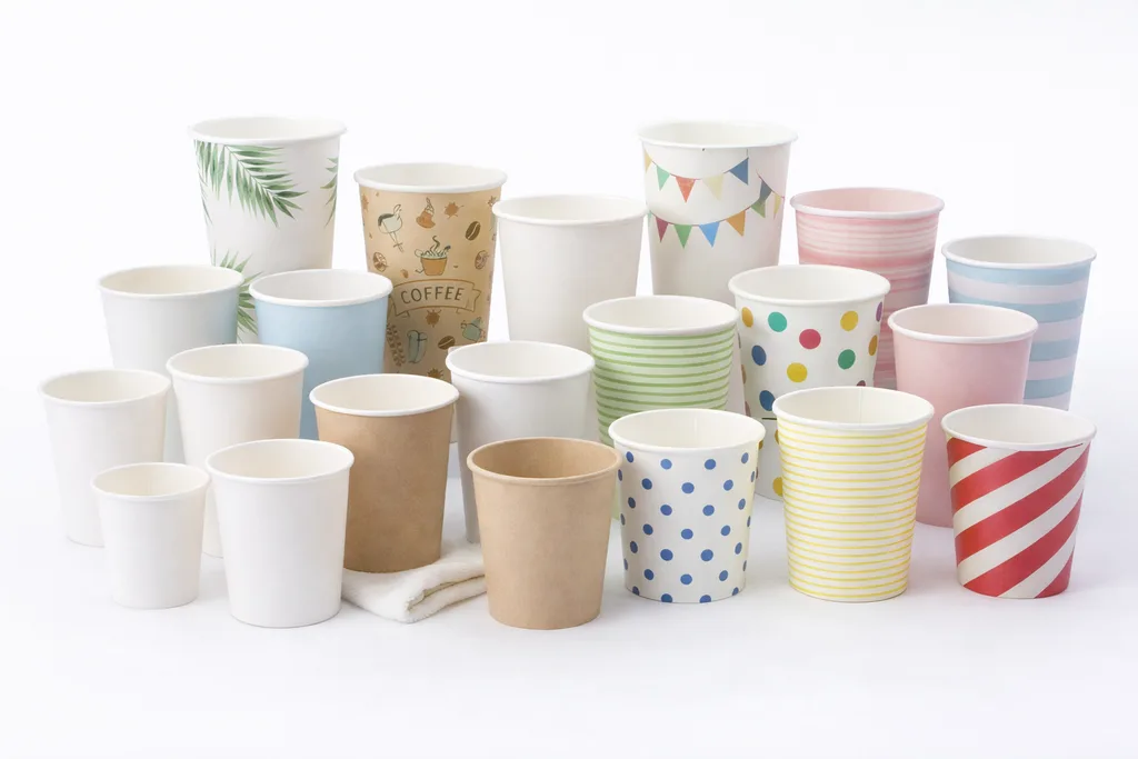 Custom printed single wall and double wall paper cups with lids